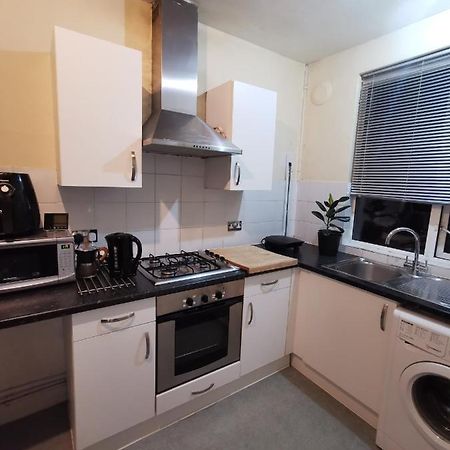 Neat Double Room Londres Exterior foto