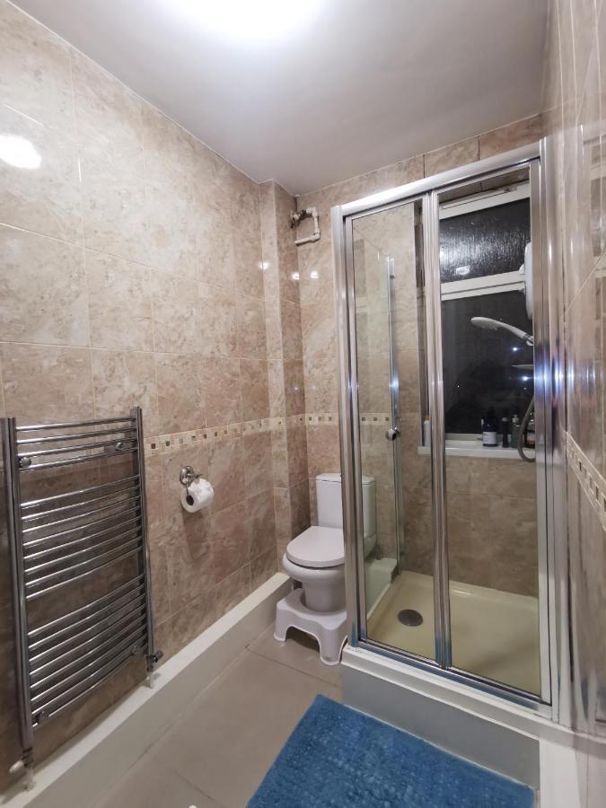 Neat Double Room Londres Exterior foto
